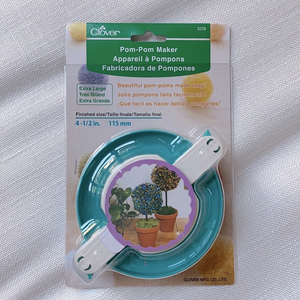 Clover Extra Large Pom Pom Maker